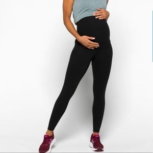 NWOT Beyond The Bum 7/8 Legging